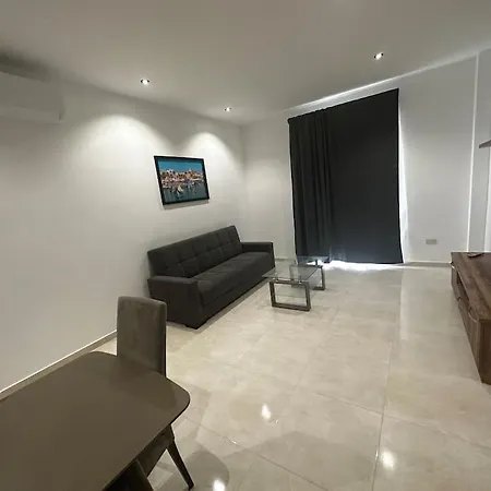 Appartamento Smart 1 Bedroom In Noah Apartments, *