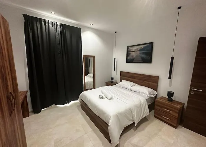 Smart 1 Bedroom In Noah Apartments,